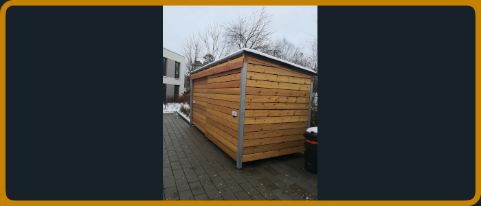 Mülltonnenhaus mit Feuerverzinkter Hauptkonstruktion und Lärche massiv Füllungen mit Schiebetüren 